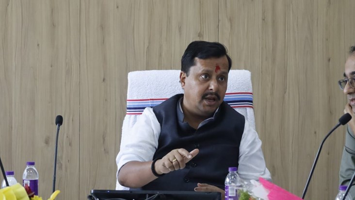 Nitin Navin once again took charge of the Road Construction 