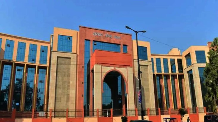 Amid fears of bulldozer action, the police headquarters issu