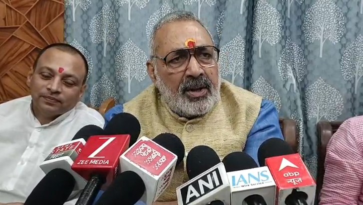 Rahul Gandhi is mentally bankrupt.