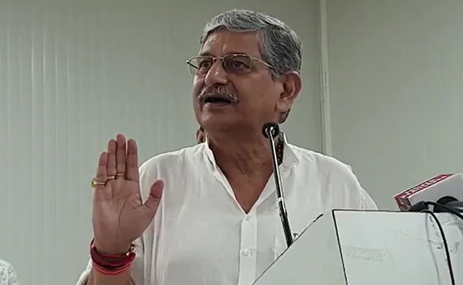 Opposition is hot on Lalan Singh's statement