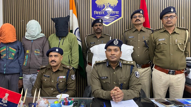 Two inspectors were arrested in the same police station wher