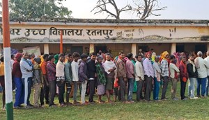 Voting is taking place in the second phase of polling, more than in the first phase, till 1 pm...