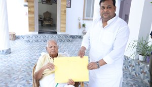 Lalu expelled his own candidate from RJD