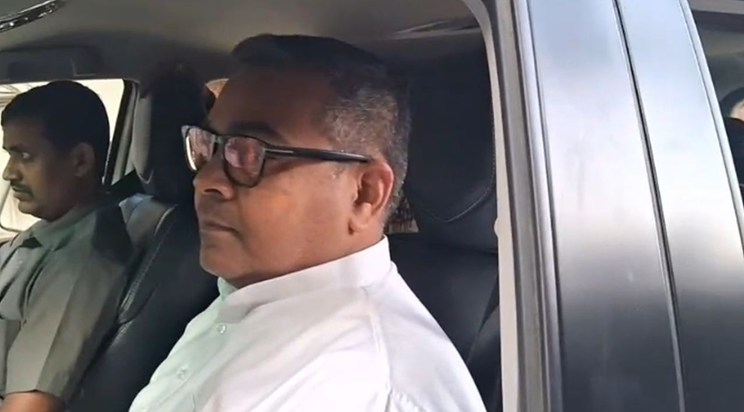 Chirag's brother-in-law arrived at Raj Bhavan before Nitish 