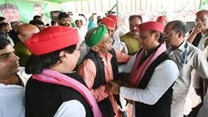 RJD candidate Khesari Lal's father was robbed during the ele