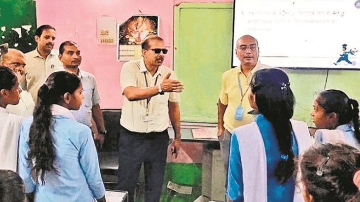 Names of 2 lakh children were removed from government school