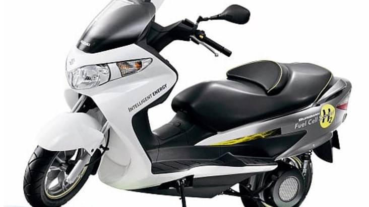 Suzuki's first hydrogen scooter unveiled, now TVS also geari
