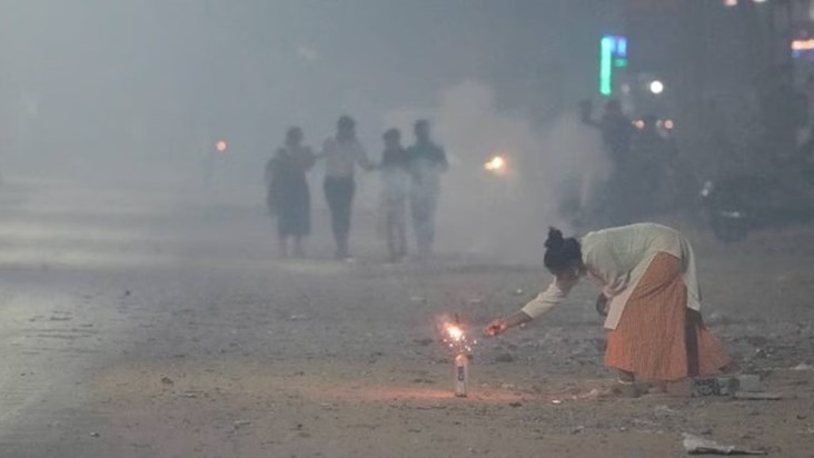 How will Diwali be celebrated in such a situation? First the How will Diwali be celebrated in such a situation? First the