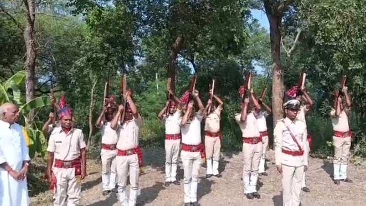 Bihar Police's rifle betrayed again, 9 out of 11 got lost