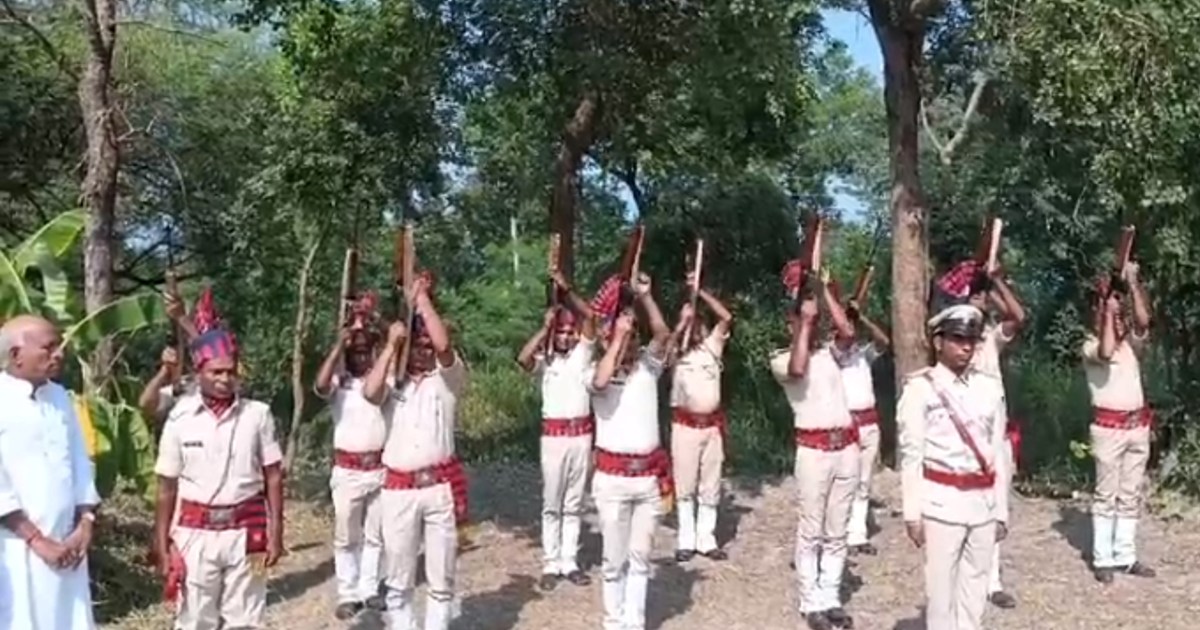 Bihar Police's rifle betrayed again, 9 out of 11 got lost