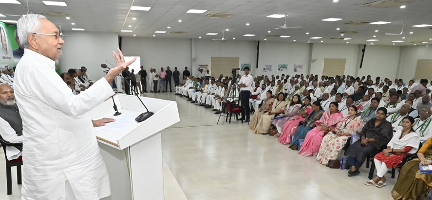 Big decision regarding CM Nitish in JDU state executive meet Big decision regarding CM Nitish in JDU state executive meet