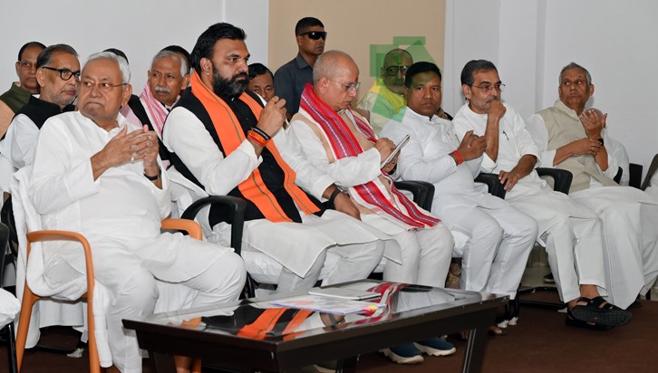 The NDA meeting at CM's residence was to send a message to G