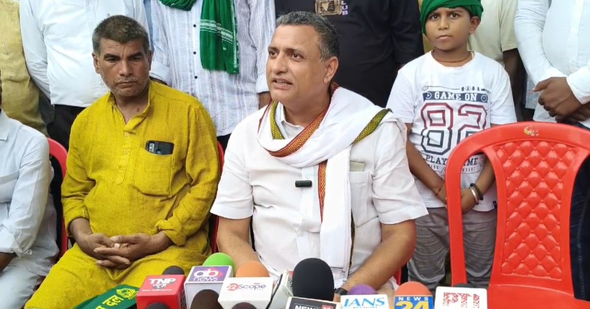 RJD MP Sudhakar Singh attacked Deputy CM Vijay Sinha