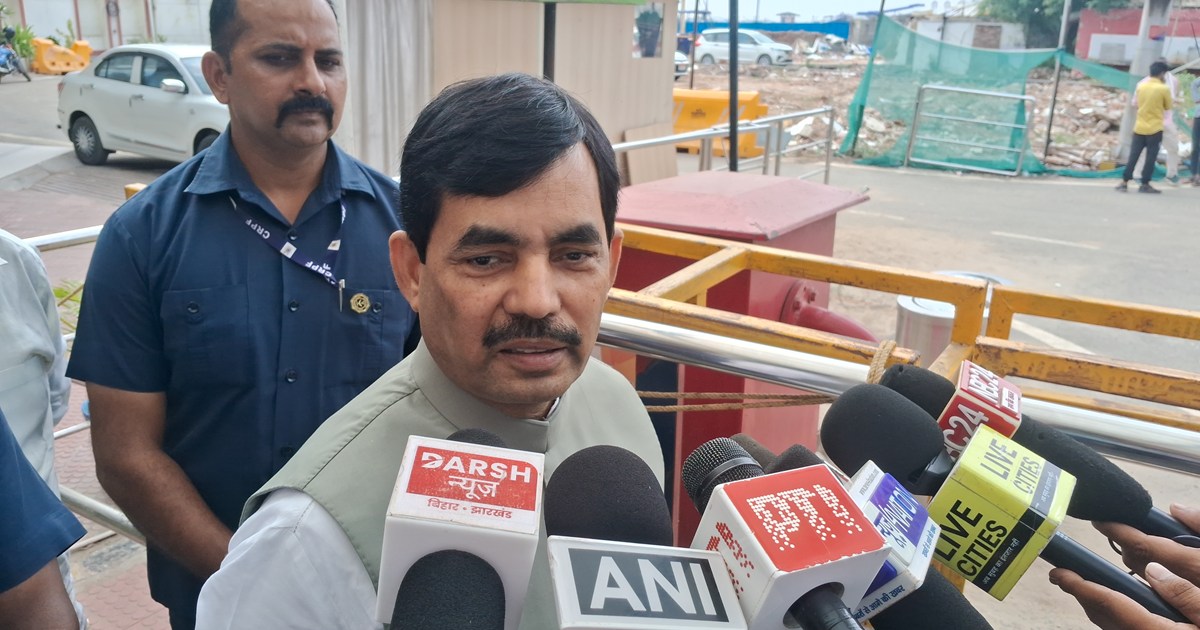 Bjp neta shhnwaj Husain ka pk pr bda hamla