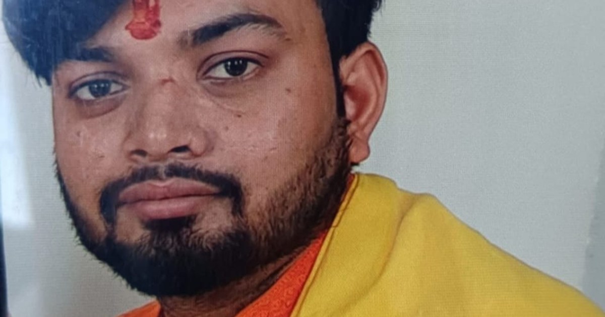 Mobile shopkeeper shot dead in Patna