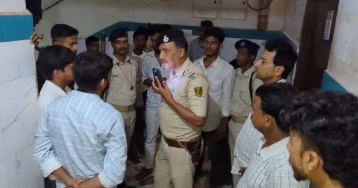 In Bhojpur, miscreants shot 4 people back to back