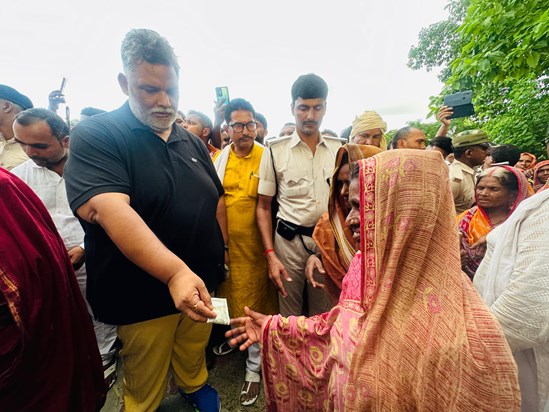 Pappu on badh pirit Pappu on badh pirit