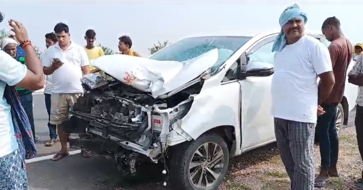 Two teachers riding a bike died tragically in a collision wi