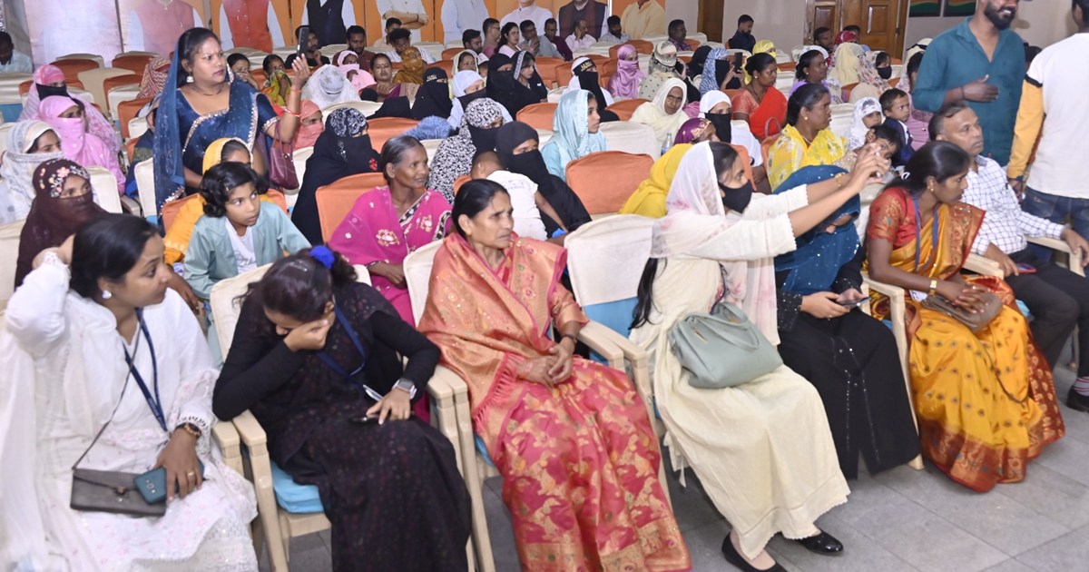 Muslim Community in BJP Office 