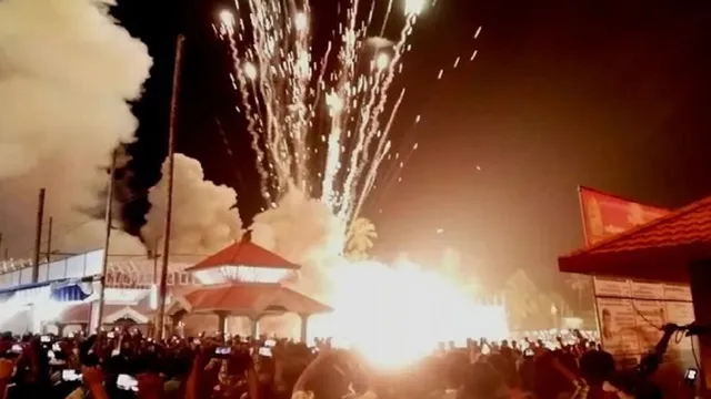 A terrible accident during fireworks in the temple, more tha