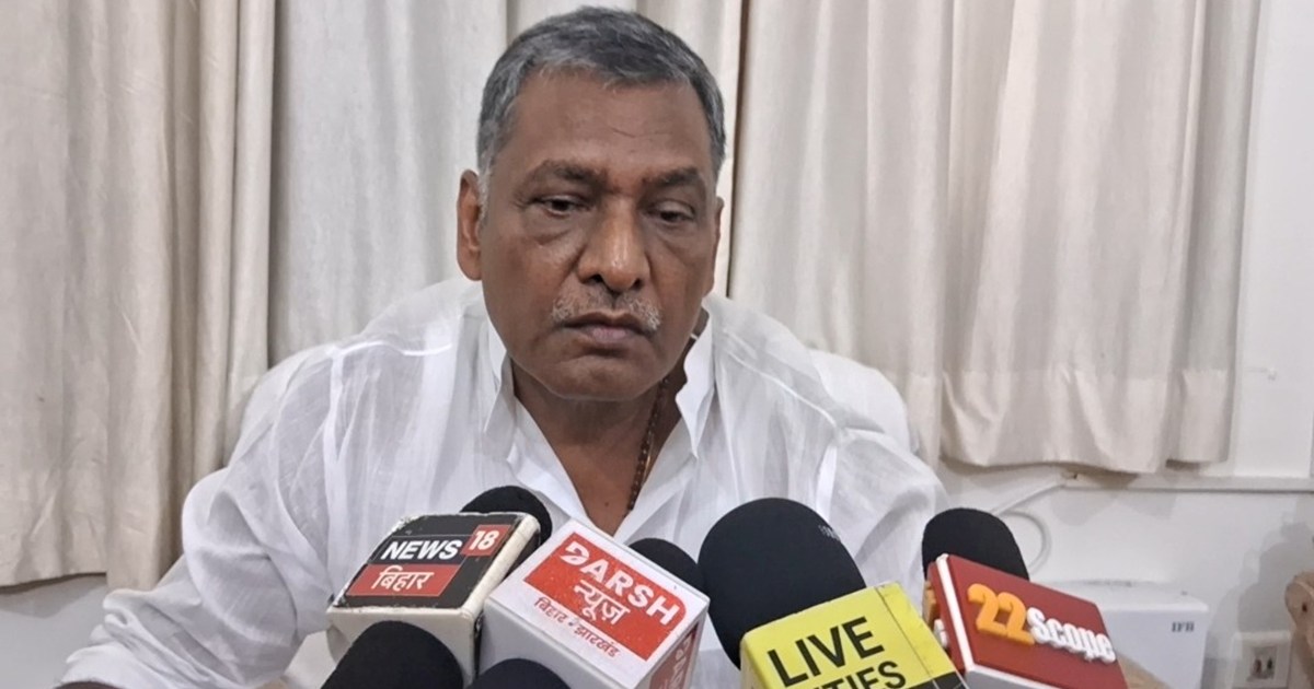 Congress prdesh adhyksh akhilesh singh ka byan