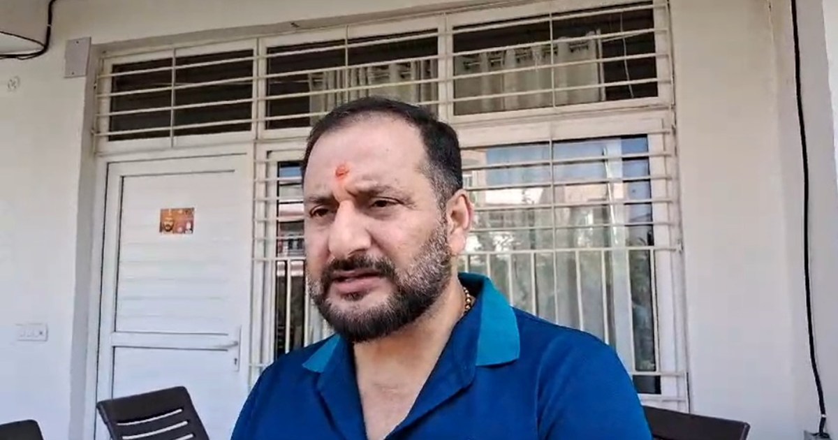 Mntri niraj Bablu ka bda byan