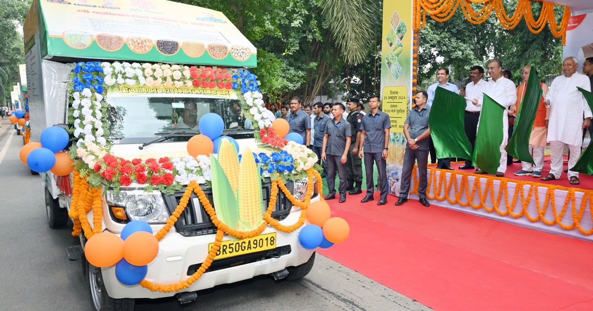 CM Nitish flagged off the awareness chariot of Rabi Maha Abh