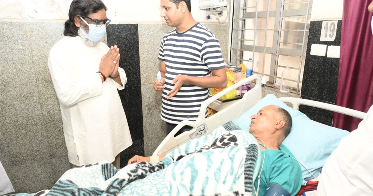 Hemant Soren Meet Chatra's MP at Rims 