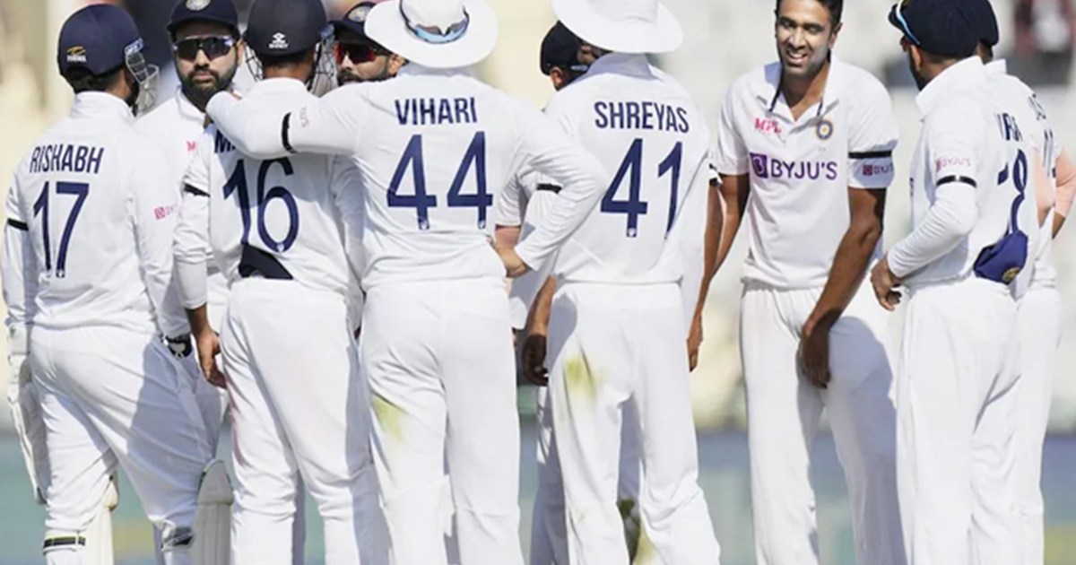 Indian cricket team defeated Bangladesh by 7 wickets in Kanp