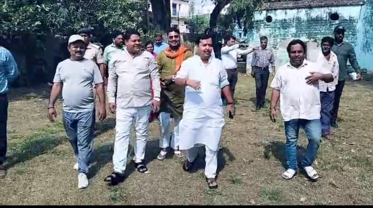 Chth ko lekr jila prshasn 38kitrim ghat ka nirman kra rhi ha Chth ko lekr jila prshasn 38kitrim ghat ka nirman kra rhi ha