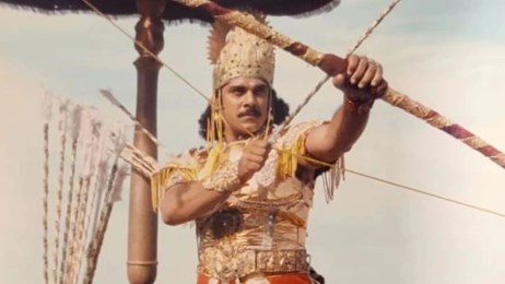 नहीं रहे 'महाभारत' के 'कर्ण', लंबी बीमारी के बाद 68 की उम्र में ली अंतिम सांस...