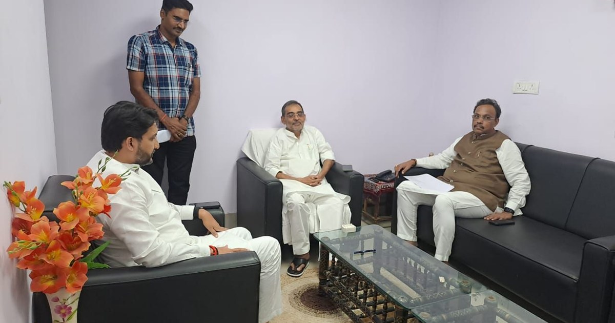 Chirag agreed but Manjhi and Kushwaha were not happy