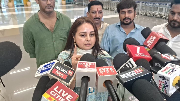 Attacking the NDA, Rohini said, "This time the government wi Attacking the NDA, Rohini said, "This time the government wi