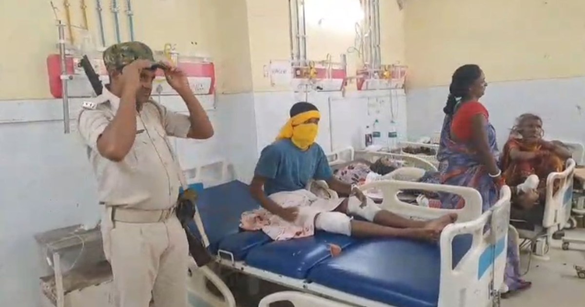 Police shot a criminal in Gaya early in the morning.