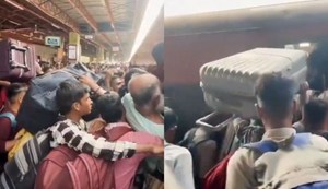 There is a huge rush in trains on the occasion of Chhath.