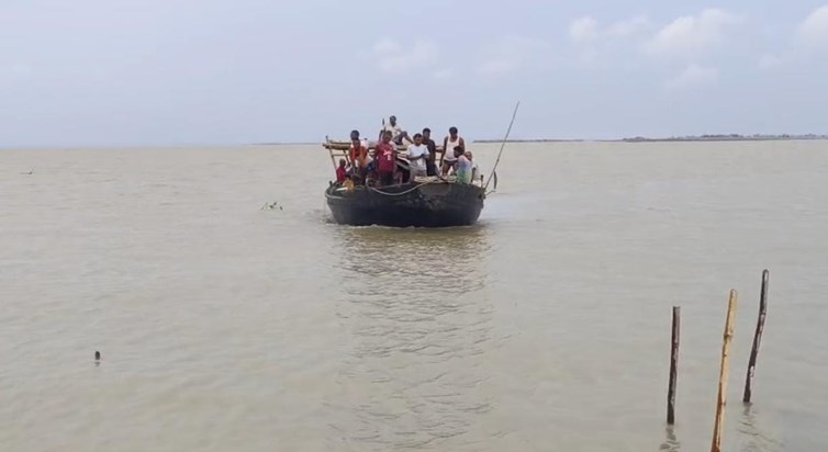 boat accident in Katihar boat accident in Katihar