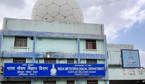 There may be rain with strong winds in Bihar for the next three days.