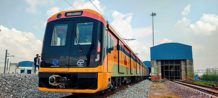 Metro ready to run on tracks in the capital Metro ready to run on tracks in the capital