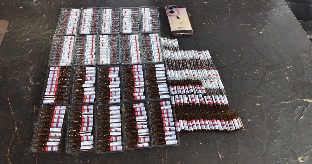 A huge drug trade is going on in the slums of the capital.