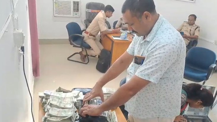 The work was gas repairing and the police recovered Rs 1 cro