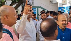 Leaders in CM Nitish's party clash over caste