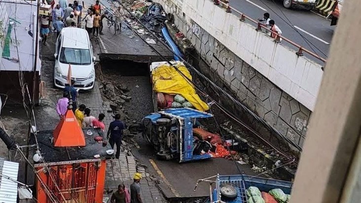 Due to heavy rains, the road in the capital Patna caved in t