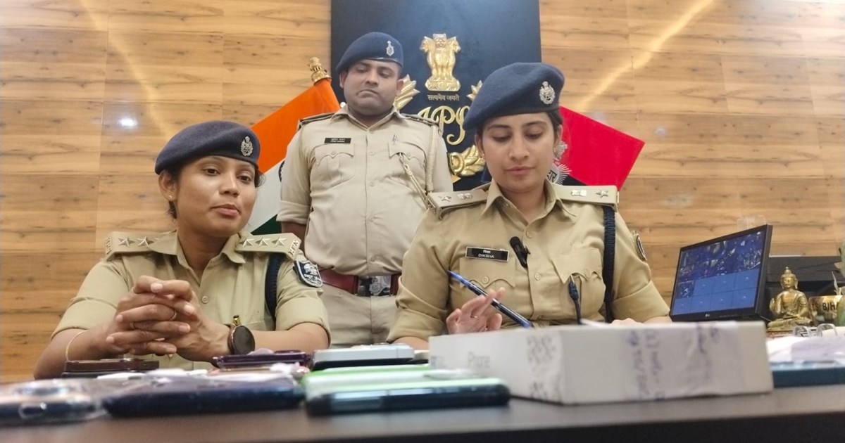 Patna police arrested 15 people at once