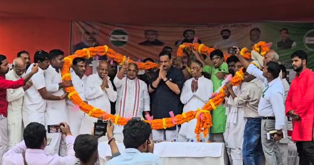 In Gopalganj, Manjhi launched a scathing attack on the oppos