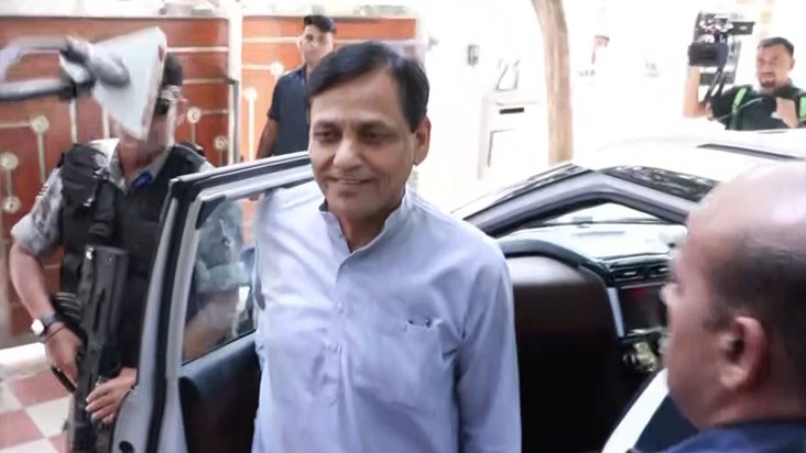 Chirag is saying that everything is positive but Nityanand R