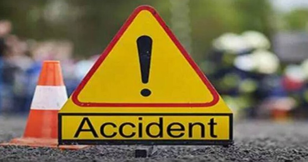 An uncontrolled Scorpio entered the Durga Puja pandal and cr