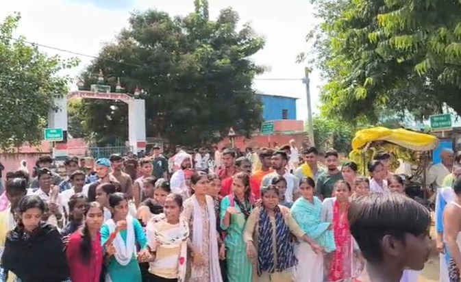 Students took to the streets in Kaimur Students took to the streets in Kaimur