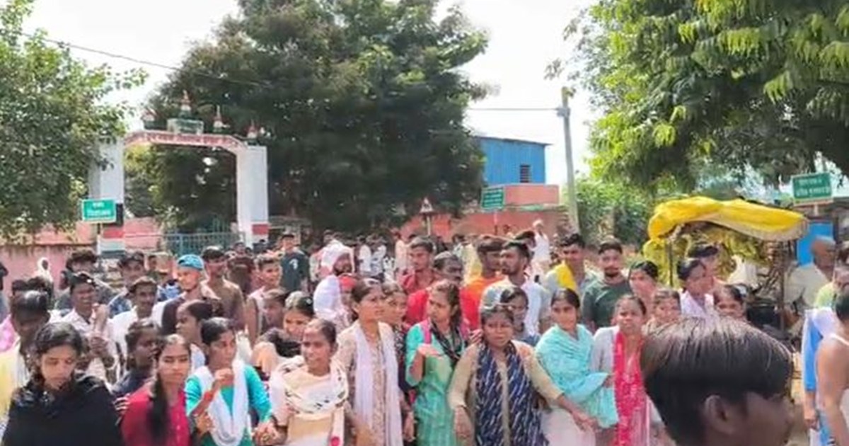 Students took to the streets in Kaimur