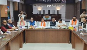Pradhan-Tawde took the decision on seats,