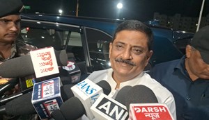 Is Tejasvi bigger than the world's economists?
